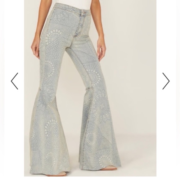 We The Free just float on flare - Picture 7 of 7